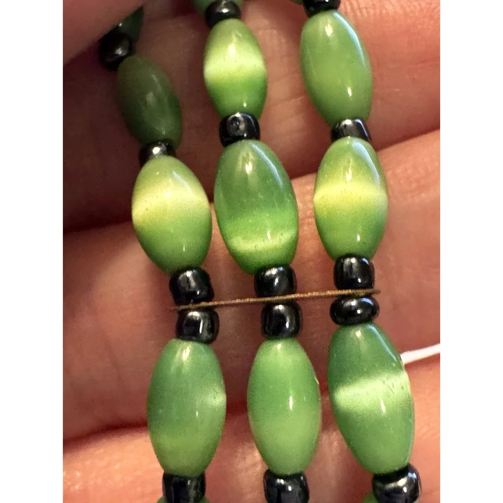 Vintage Green Cats Eye Bead 3‎ Row Memory Wire Coil Bracelet Adjustable